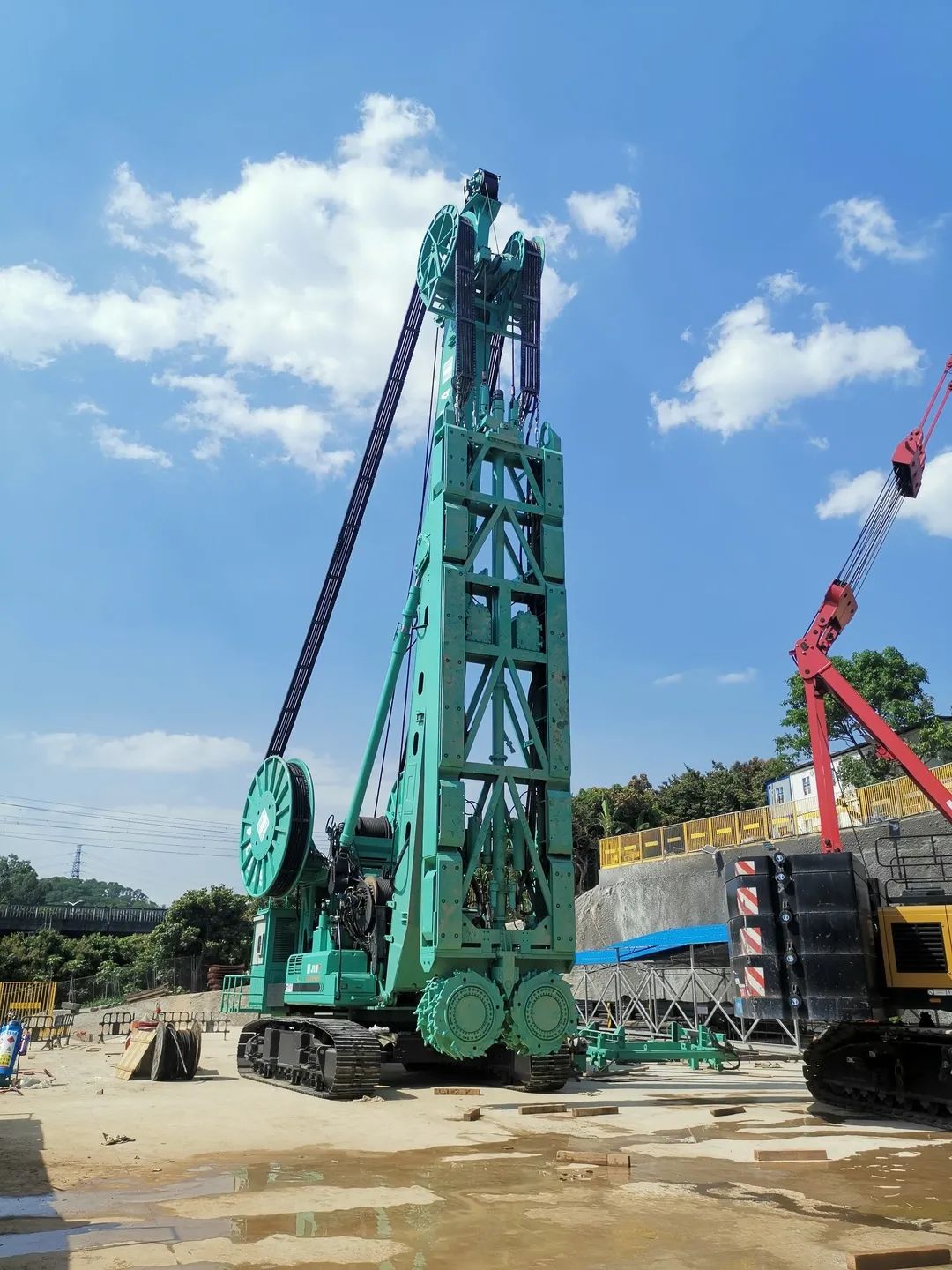  氣舉顯神威，金泰雙輪銑在大灣區再克百兆帕硬巖